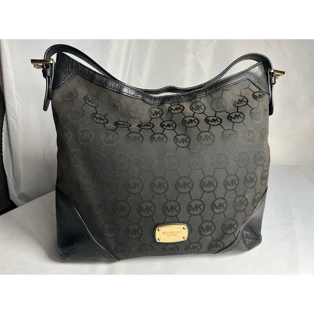 MICHAEL KORS Black Signature Canvas and Leather Millbrook Hobo Tote Bag - Picture 12 of 13